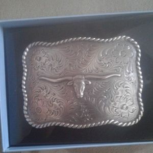 Belt buckle